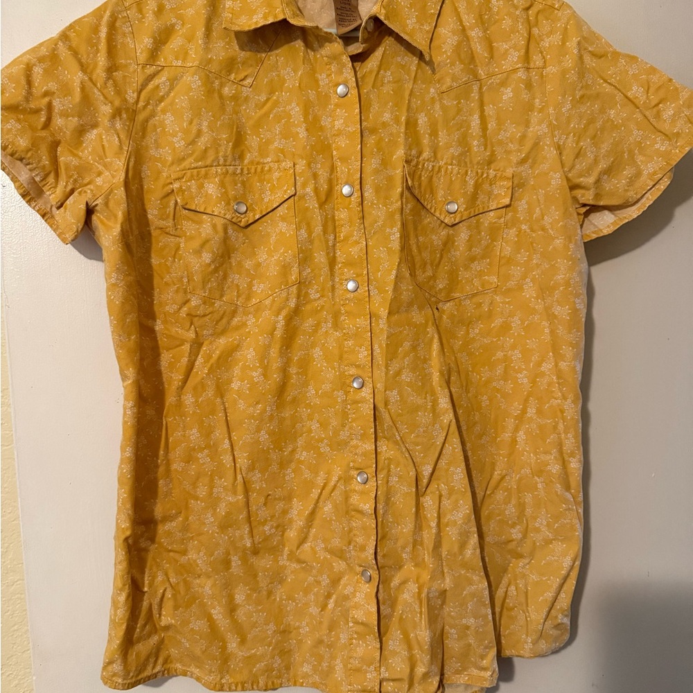 Wrangler Yellow Button Down Shirt